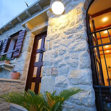 度假居 Eler Stone With Panoramic Sea View